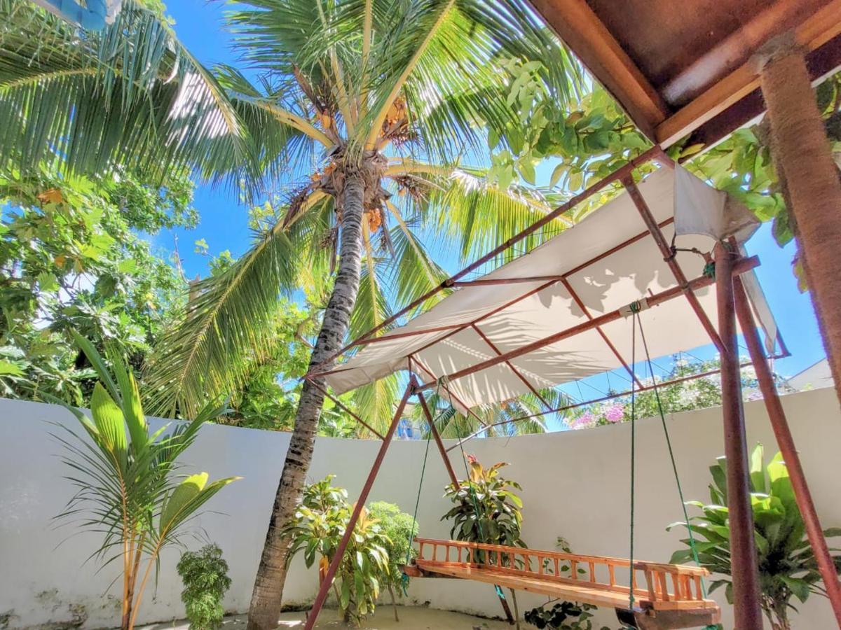 Alesara Guest House Thoddoo-Atoll Exterior foto