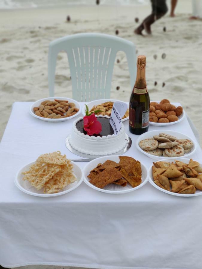 Alesara Guest House Thoddoo-Atoll Exterior foto