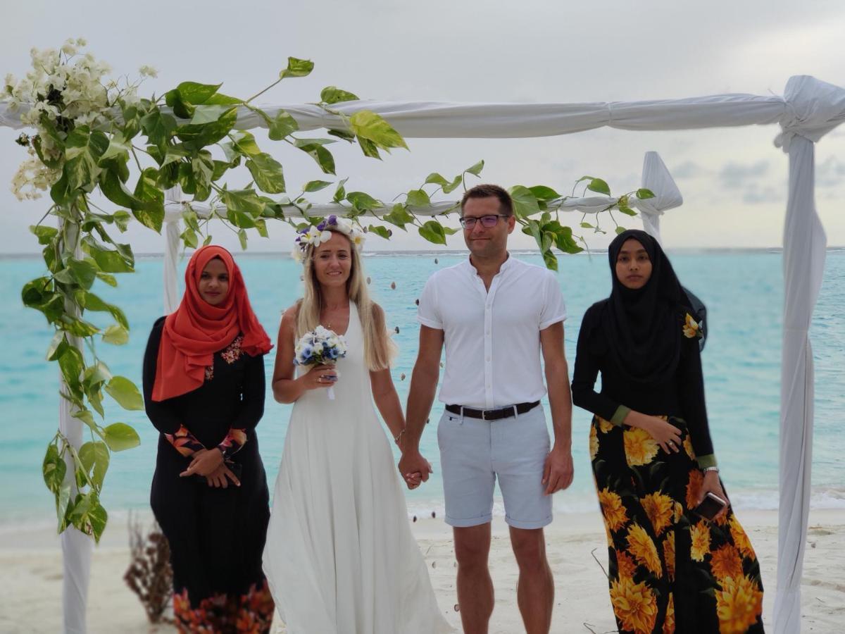 Alesara Guest House Thoddoo-Atoll Exterior foto